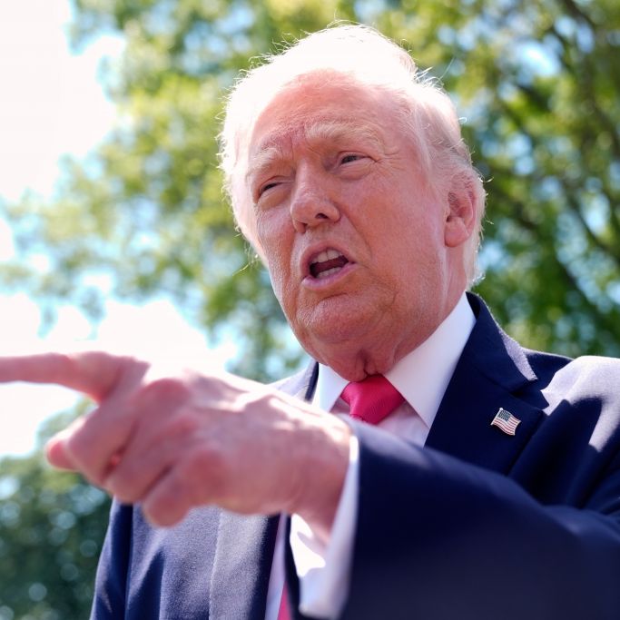 US-Marine schießt Loch in iranischen Frachter - Iran droht mit Vergeltung