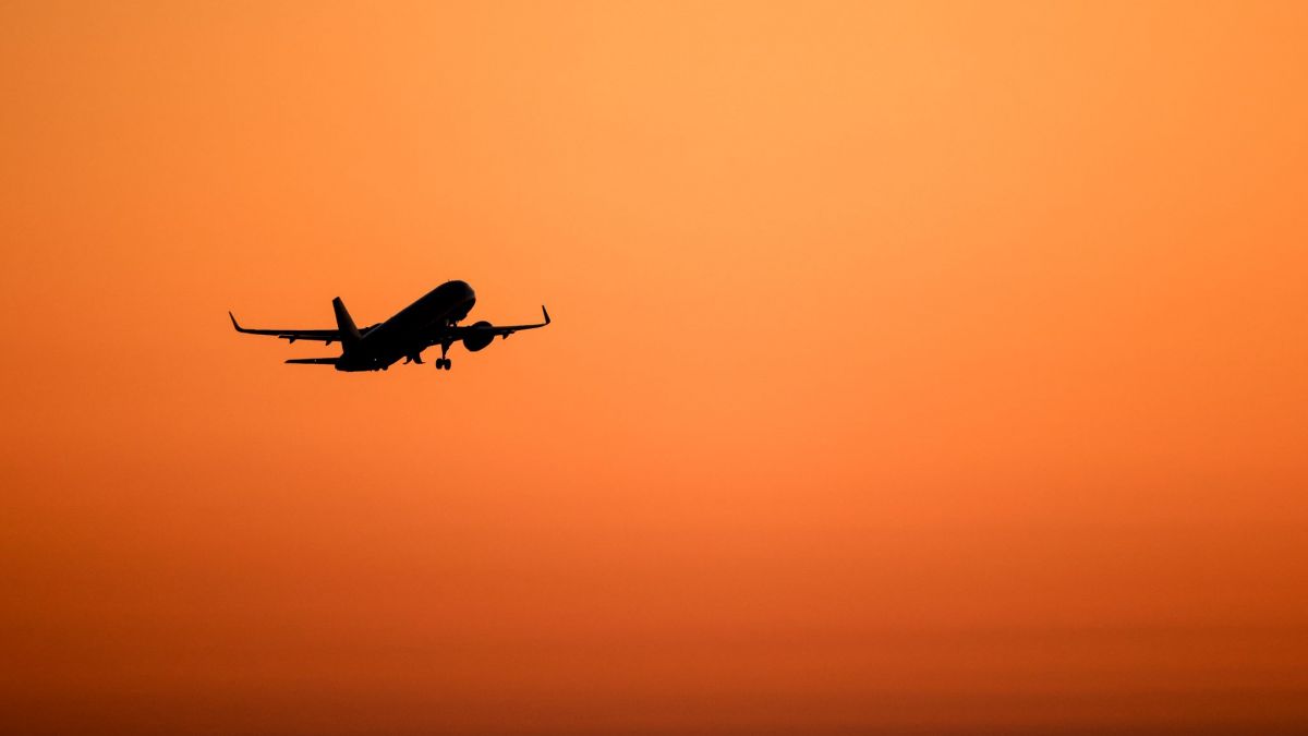 Flexibel reisen lohnt sich: Wer An- und Abreisetage verschieben kann, spart oft Geld. (Foto)