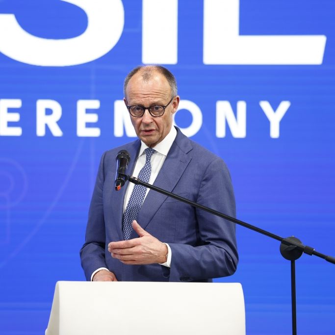Kanzler unter Druck - SPD verlangt Krisen-Instrument