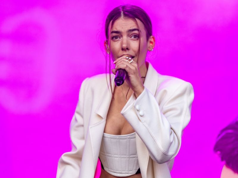 Alina Süggeler: Tränen bei "Sing meinen Song" - Kritik an freizügigem Video holt sie ein