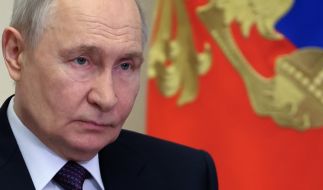 Die Zeichen stehen auf Revolution: Ist Kreml-Chef Wladimir Putin bald weg vom Fenster?