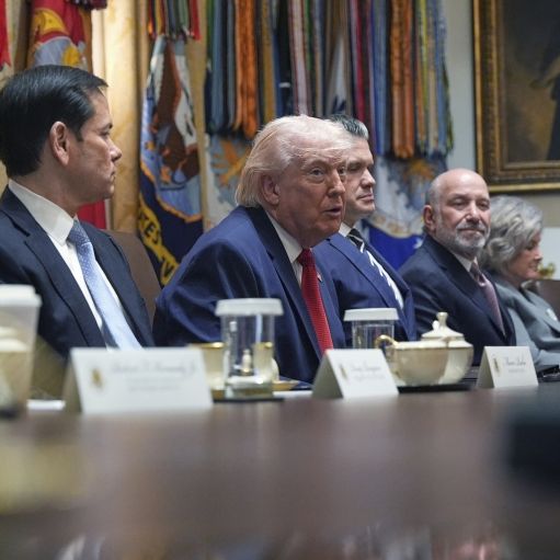 Um die Wahlen zu retten - Trumps Machtfrau spricht knallhartes Verbot aus