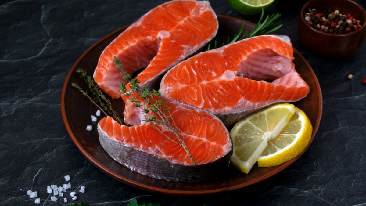 Besonders in fettigem Fisch steckt jede Menge gesundes Fett. (Foto)