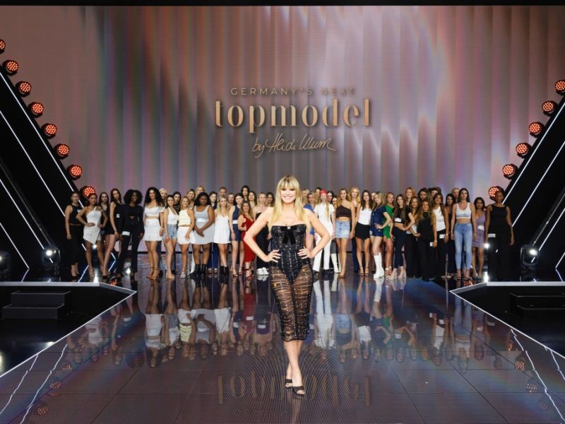 Heidi Klum: Atemnot und Zoff - GNTM-Shooting bringt Models an ihre Grenzen