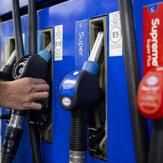 Wie billig werden Benzin und Diesel mit dem Tankrabatt?