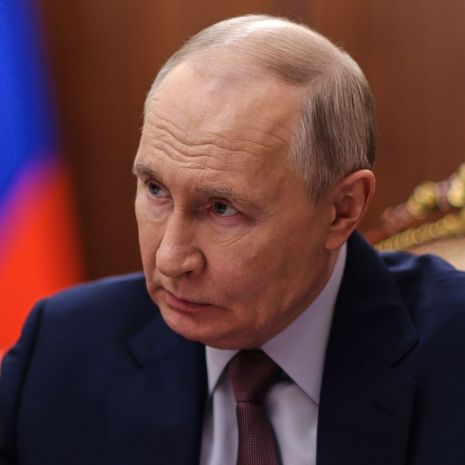 Geheimdienstzentrale fliegt in die Luft - Drohnen schalten Putin-Spione aus