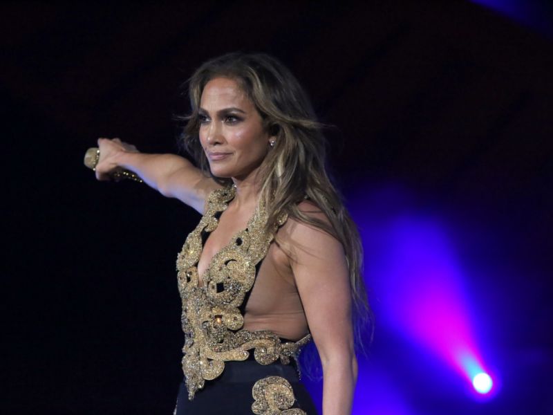 Jennifer Lopez: Bei diesem Bauchmuskel-Hammer stockt ihren Fans der Atem
