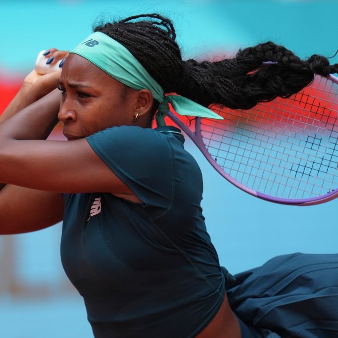 Coco Gauff aus den USA schlägt den Ball bei den Madrid Open, am 24.04.2026. (Symbolbild)