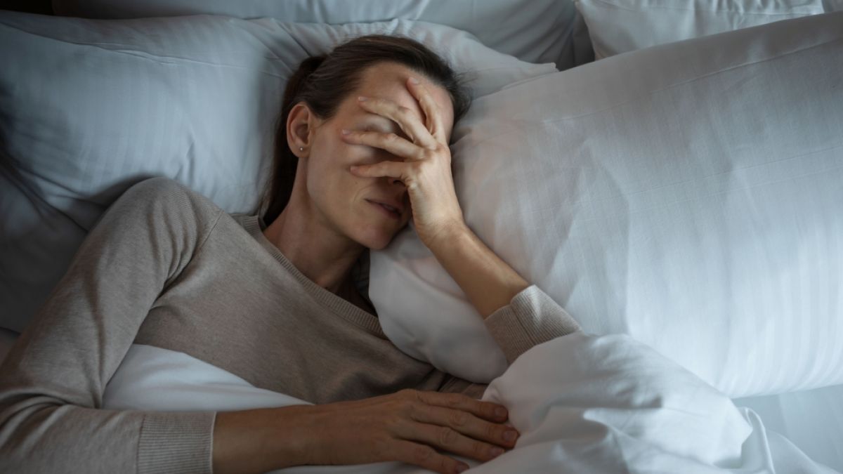 Anhaltende M&uuml;digkeit liegt bei Frauen oft nicht nur an biologischen Ursachen. (Foto)