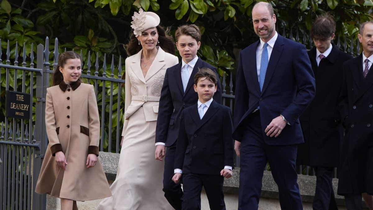 Prinz Louis, hier mit seinen Eltern und Geschwistern beim Ostergottesdienst 2026 in Windsor, hat sich vom royalen Frechdachs zu einem ernsthaften jungen Mann gemausert. (Foto)