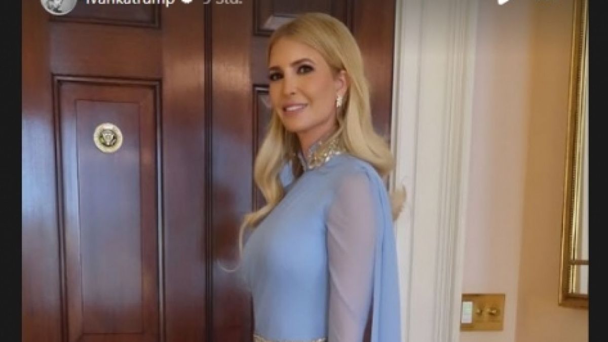 In einer hellblauen Robe traf Ivanka Trump auf K&ouml;nig Charles und K&ouml;nigin Camilla. (Foto)