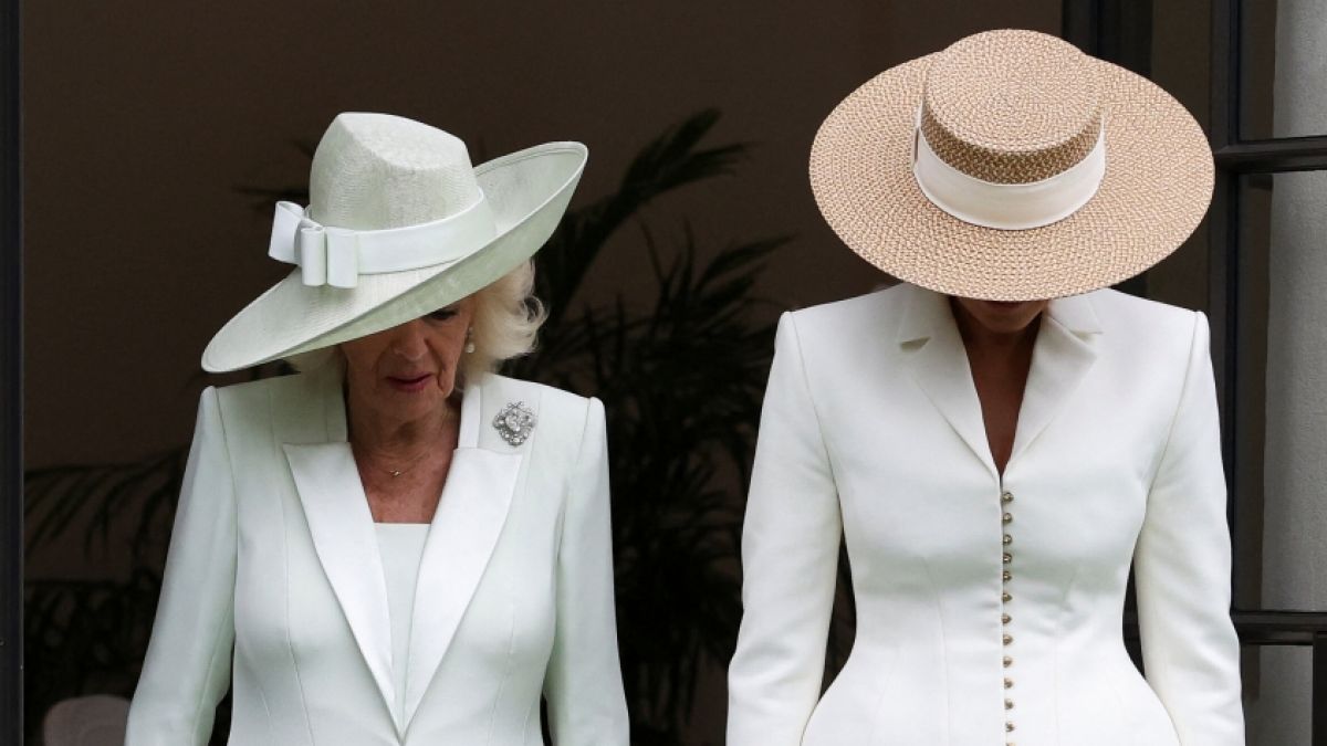 Melania Trump (rechts) verstand einen Witz von K&ouml;nigin Camiliia zun&auml;chst nicht. (Foto)