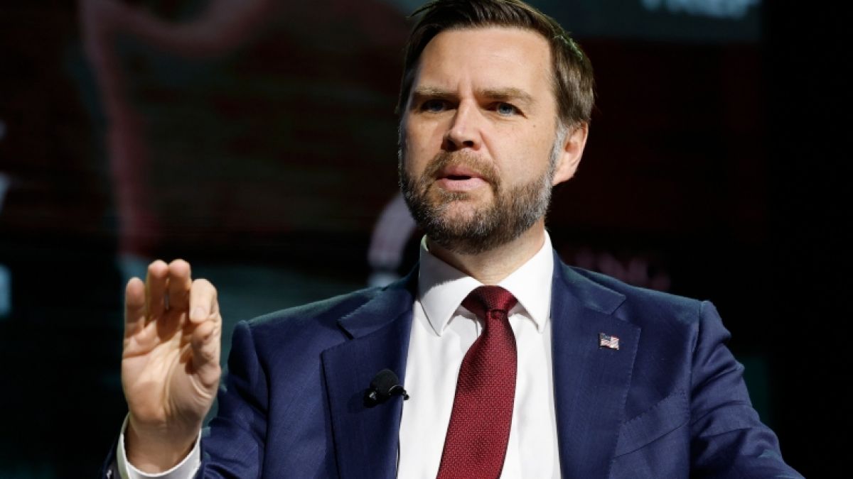 JD Vance hat die Reaktion seiner schwangeren Ehefrau auf die Sch&uuml;sse beim Trump-Dinner publik gemacht. (Foto)