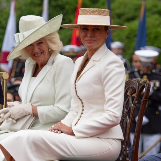 Lippenleserin enthüllt Melanias geheime Botschaft an König Charles III.