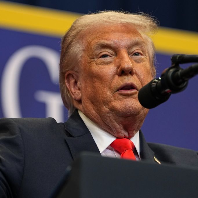Donald Trump bringt eine mögliche US-Militäroperation in Kuba ins Spiel.