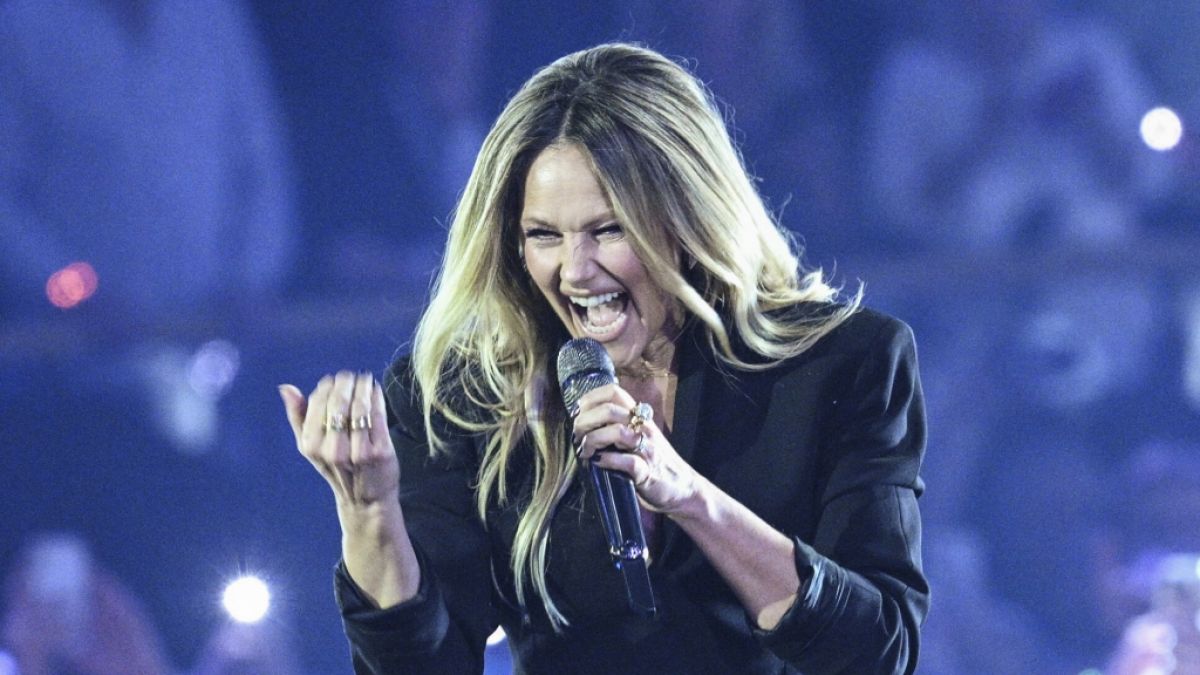Helene Fischer: Schlagers&auml;ngerin k&auml;mpft im TV mit den Tr&auml;nen nach Unfall-Schock (Foto)