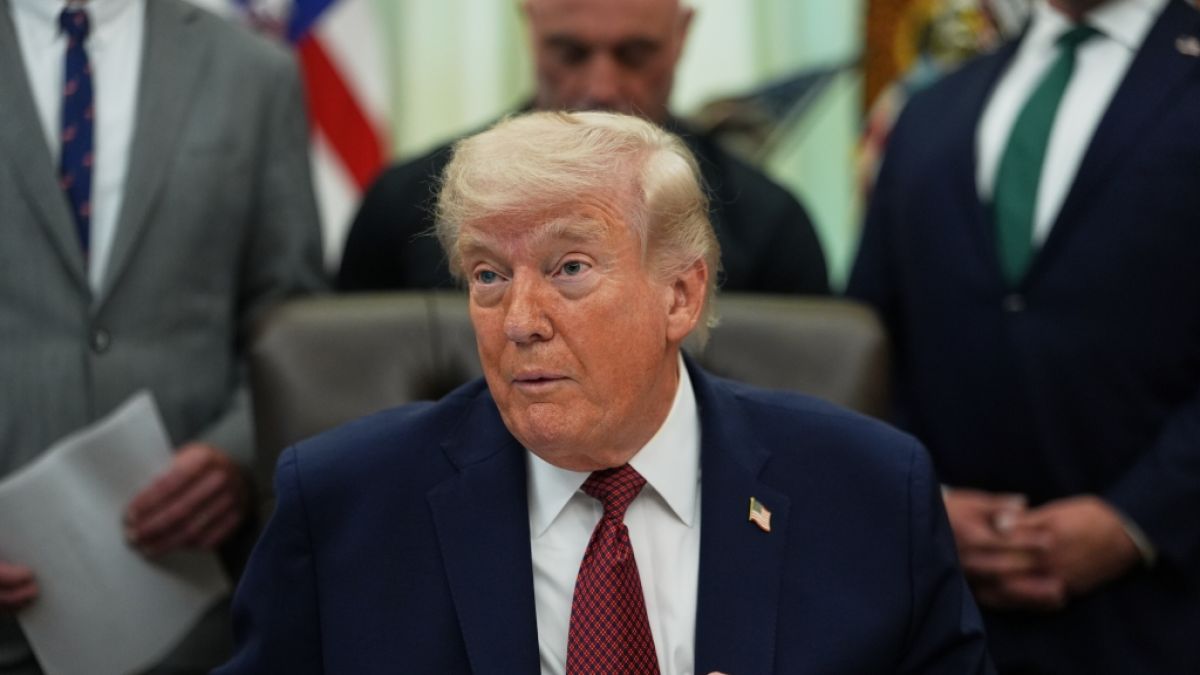 Donald Trump:&nbsp;USA pr&uuml;fen Einsatz von Hyperschallwaffe im Iran-Konflikt (Foto)
