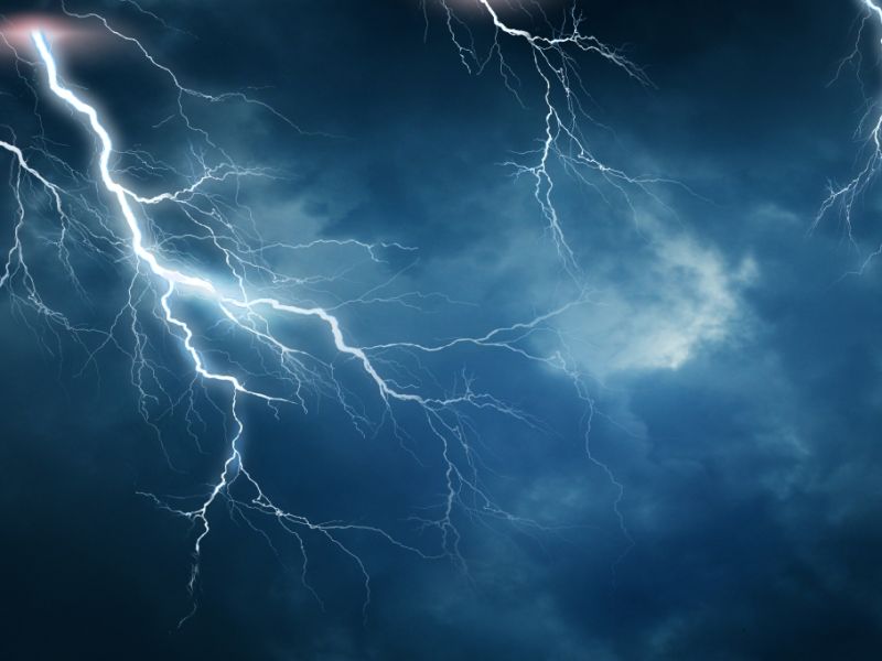 Wetter-Knall im Mai: Gewitterfront rollt über Deutschland – Wetterdienst warnt vor Sturzfluten