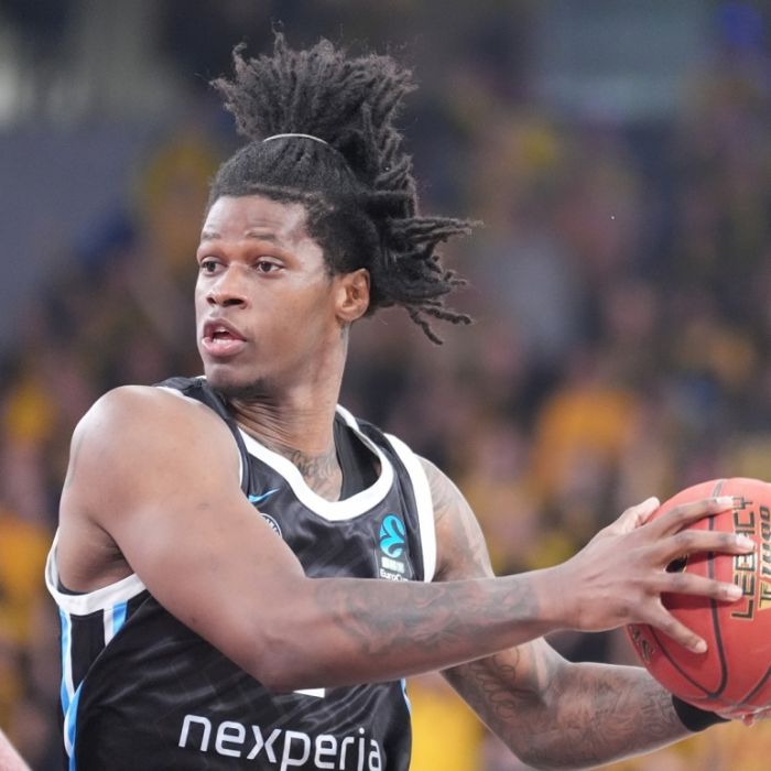Statistiken und Steckbrief des Shooting Guards der Veolia Towers Hamburg