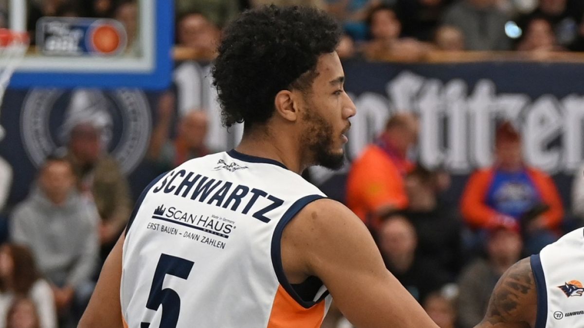D'Shawn Schwartz im Trikot der Rostock Seawolves (Archivbild, 2026). (Foto)