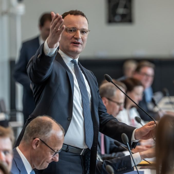 CDU-Politiker mit starkem Wahlergebnis als Fraktionschef bestätigt
