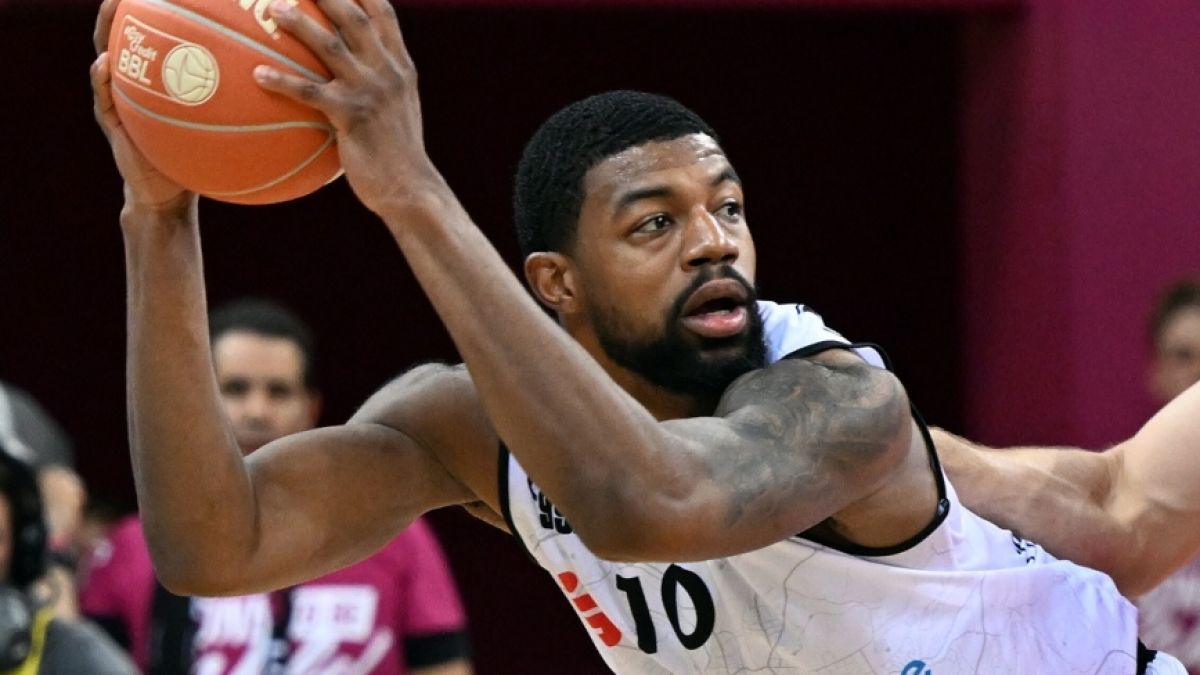 Malik Osborne im Trikot der NINERS Chemnitz (Archivbild, 2023). (Foto)