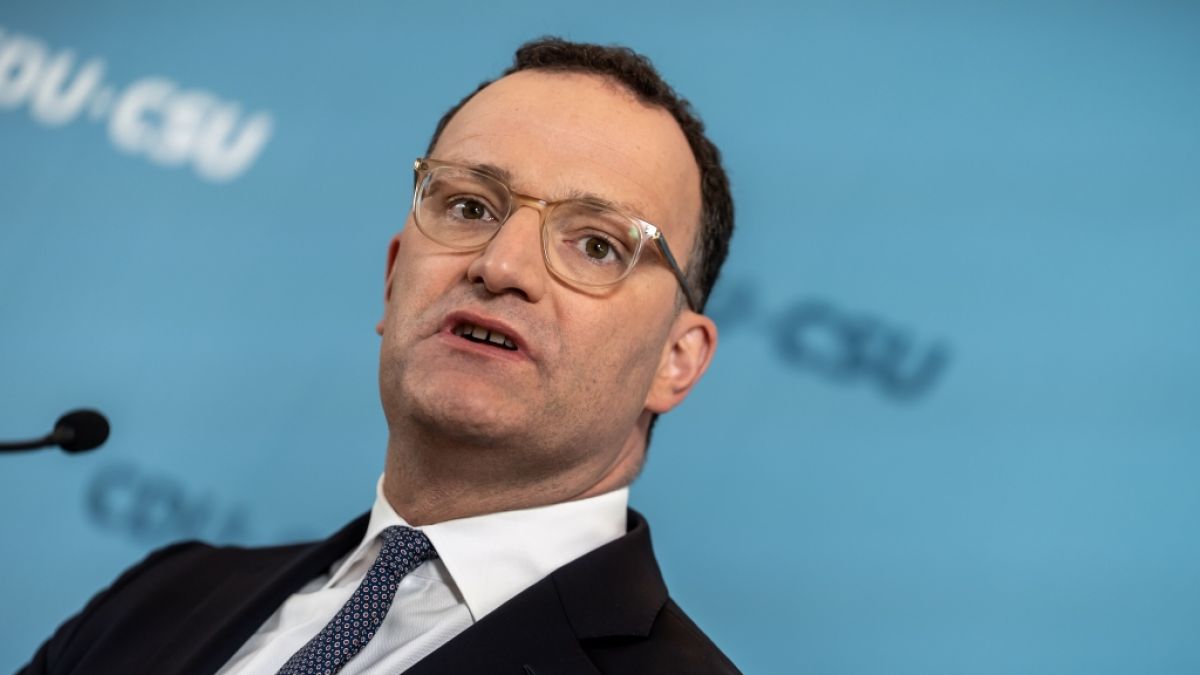 Unions-Fraktionschef Jens Spahn diskutierte am Mittwochabend bei "maischberger" mit Heidi Reichinnek (Die Linke). (Foto)