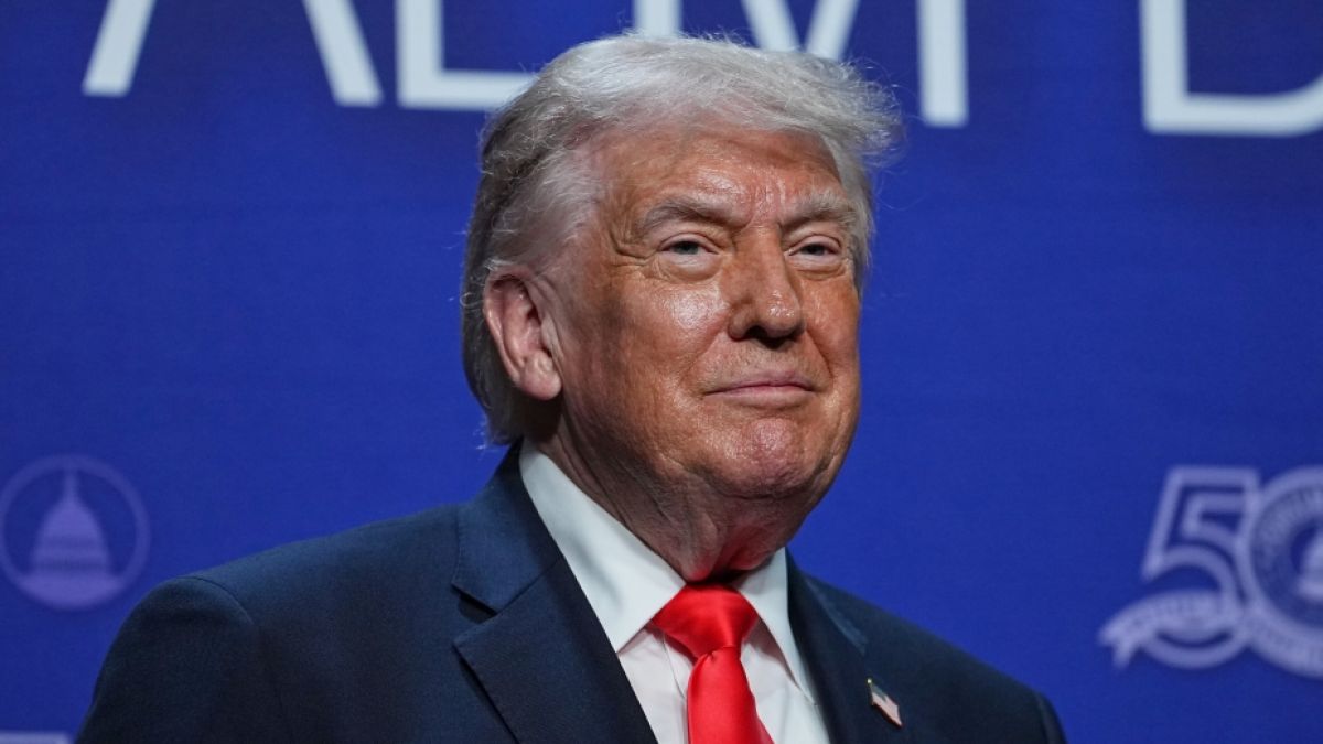 Donald Trump (Foto) sieht sich wieder einmal Spott von Gavin Newsom ausgesetzt. (Foto)
