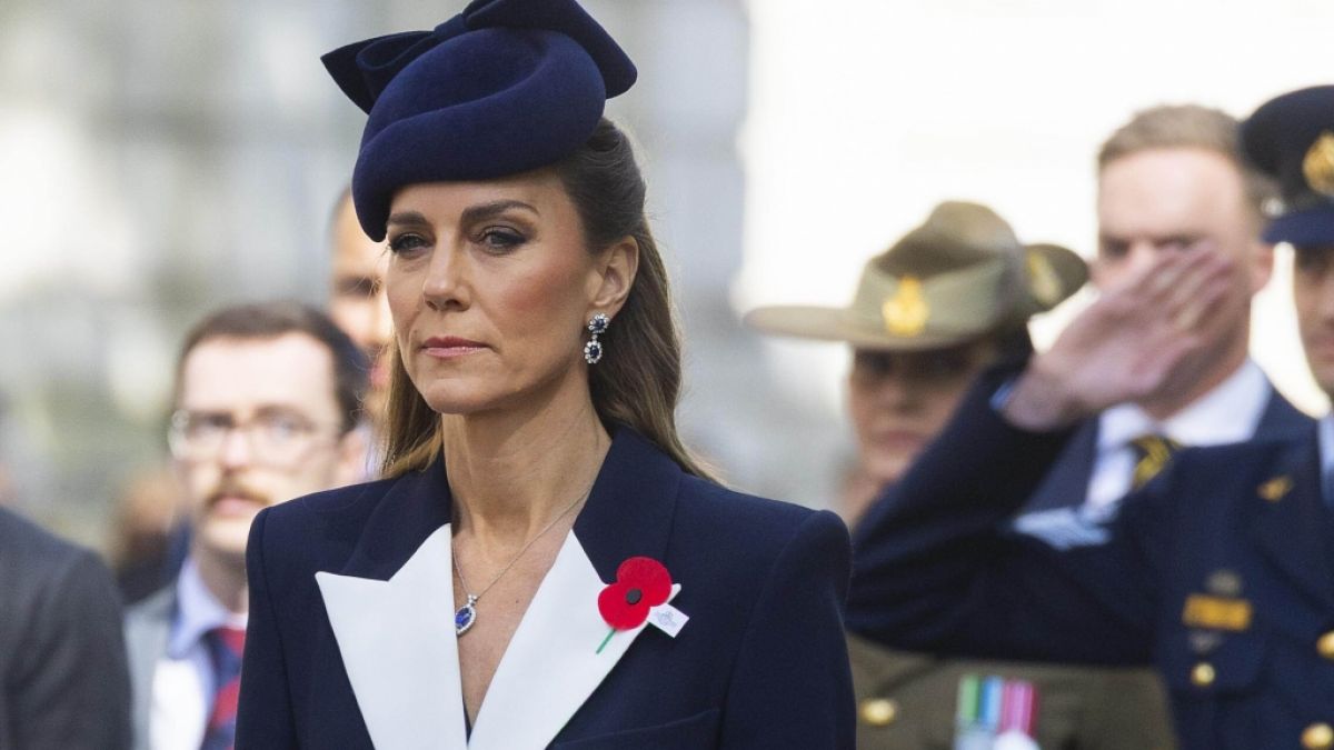Prinzessin Kate wird in Zukunft h&auml;ufiger ohne ihren Ehemann Prinz William in Erscheinung treten - ihre Solo-Reise nach Italien ist erst der Anfang. (Foto)