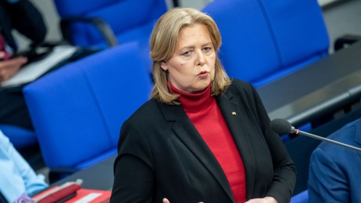 Arbeitsministerin B&auml;rbel Bas (SPD) will im Juni einen Reformentwurf f&uuml;r das Arbeitszeitgesetz vorlegen. (Foto)
