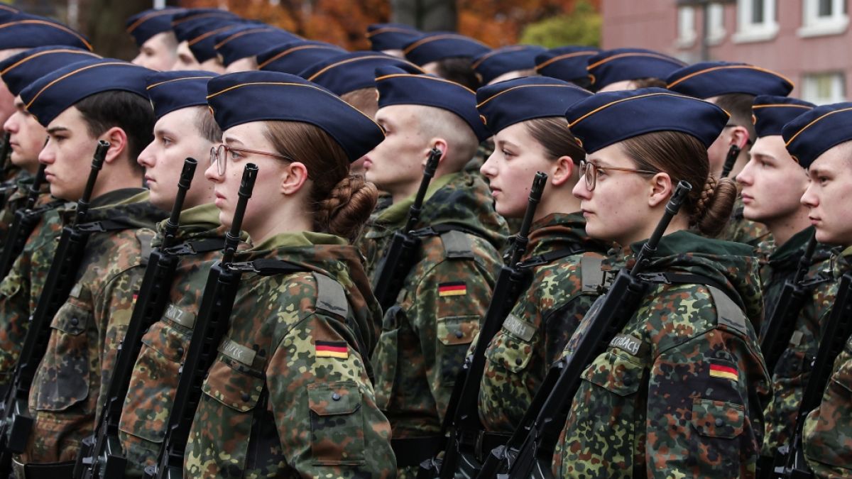 Einige der frisch gemusterten Rekruten befinden sich bereits jetzt im Dienst. (Foto)