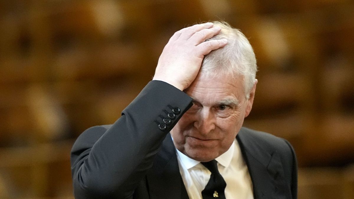 Schwebt Ex-Prinz Andrew in Lebensgefahr? Unweit seines neuen Wohnsitzes nahm die Polizei einen bewaffneten und vermummten Mann fest. (Foto)