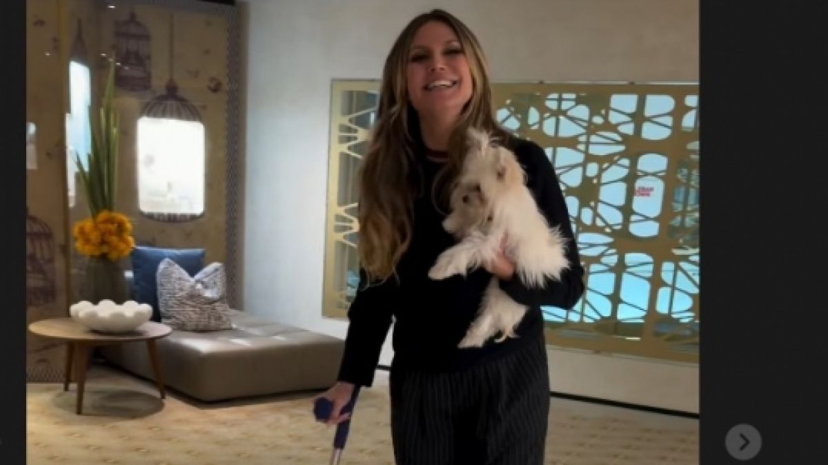 Diagnose Muskelfaserriss: Heidi Klum ist vor&uuml;bergehend auf Gehhilfen angewiesen. (Foto)