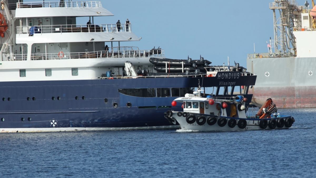 Die "Hondius" ist inzwischen auf Teneriffa angekommen, wo die restlichen Passagiere evakuiert werden. (Foto)