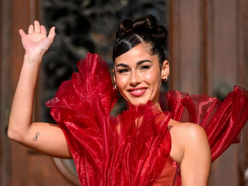Sarah Engels: Denkwürdiger ESC-Auftritt im Flammenkleid - ihre Fans platzen vor Stolz