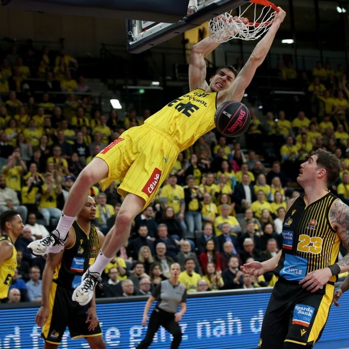 Statistiken und Steckbrief des Small Forwards der Fitness First Würzburg Baskets