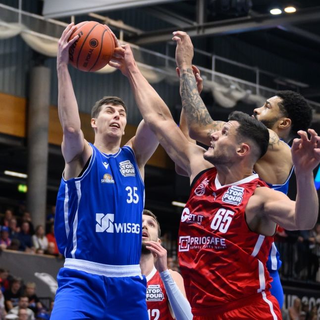 Aktuelle Stats zum Center der SKYLINERS