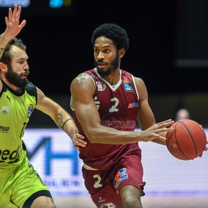Die Statistiken zur Nummer 8 der MHP RIESEN Ludwigsburg