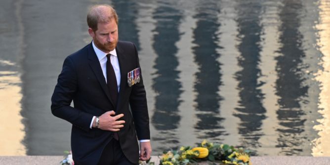 Prinz Harry wehmütig