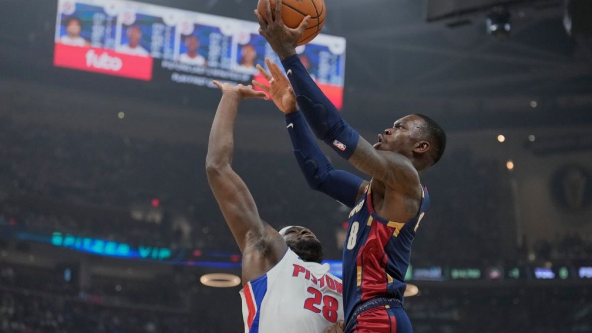 NBA, Cleveland Cavaliers - Detroit Pistons, Play-off-Runde, Eastern Conference, Halbfinale, 4. Dennis Schr&ouml;der (r) von den Cleveland Cavaliers wirft an Isaiah Stewart (l) von den Detroit Pistons vorbei, vom 11.05.2026. (Symbolbild) (Foto)