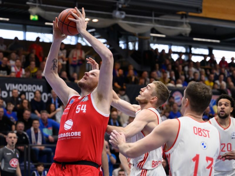 John Bryant: Statistiken, Steckbrief und BBL-Leistungen beim SYNTAINICS MBC