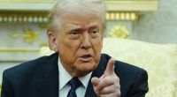 Nach der Frage einer Reporterin hat Donald Trump die Fassung verloren.