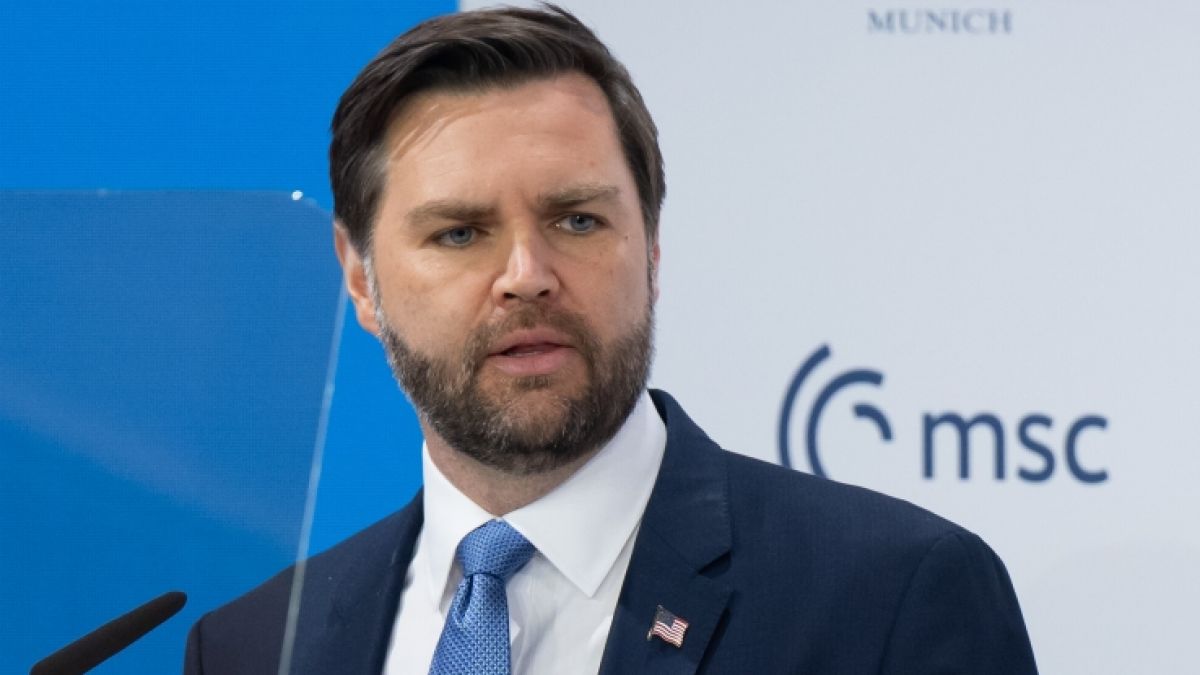 JD Vance sieht sich massiver Kritik ausgesetzt. (Foto)