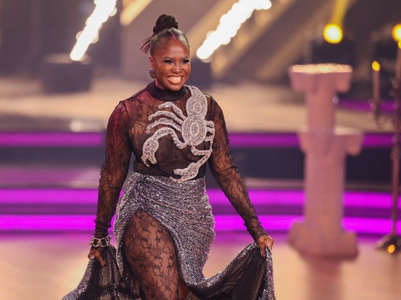 Motsi Mabuse: Neue TV-Ära - so privat zeigt sich die "Let's Dance"-Jurorin jetzt