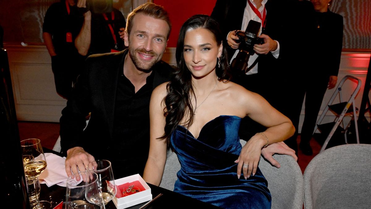 Amira Aly und ihr Partner Christian D&uuml;ren erwarten ein Kind, wie die Moderatorin der "Bild"-Zeitung verriet. (Foto)