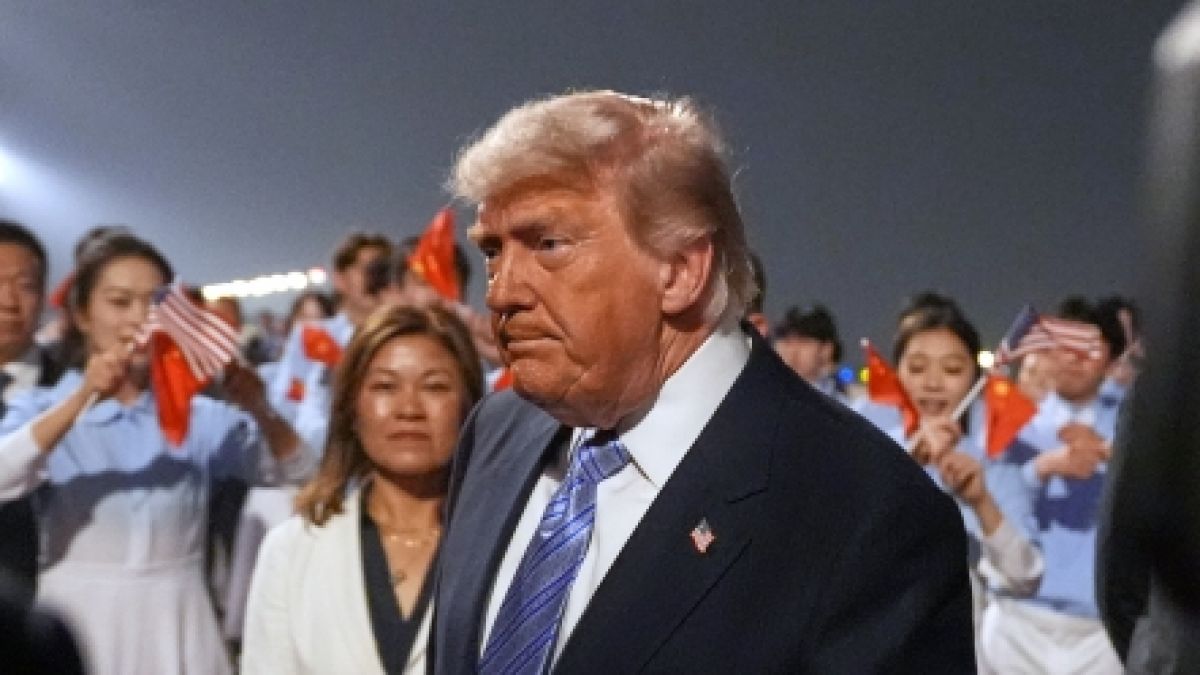 Donald Trump scheint mehr und mehr die Kontrolle zu verlieren - Grund genug f&uuml;r Ex-FBI-Chef James Comey, &ouml;ffentlich mit dem US-Pr&auml;sidenten abzurechnen. (Foto)
