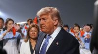 Donald Trump scheint mehr und mehr die Kontrolle zu verlieren - Grund genug für Ex-FBI-Chef James Comey, öffentlich mit dem US-Präsidenten abzurechnen.