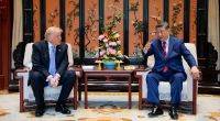 Warum sieht Donald Trump plötzlich kleiner als Xi Jinping aus?