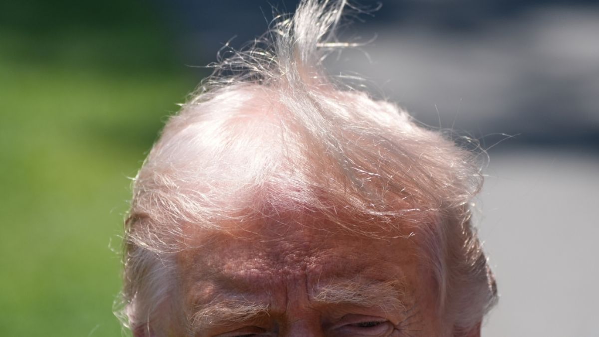 Die Haare von Donald Trump werden lichter. (Foto)