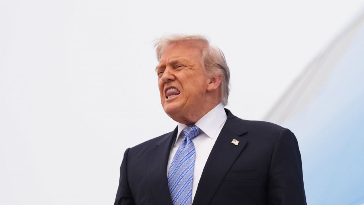 Donald Trump behauptet, dass er r&uuml;ckw&auml;rts altere. (Foto)